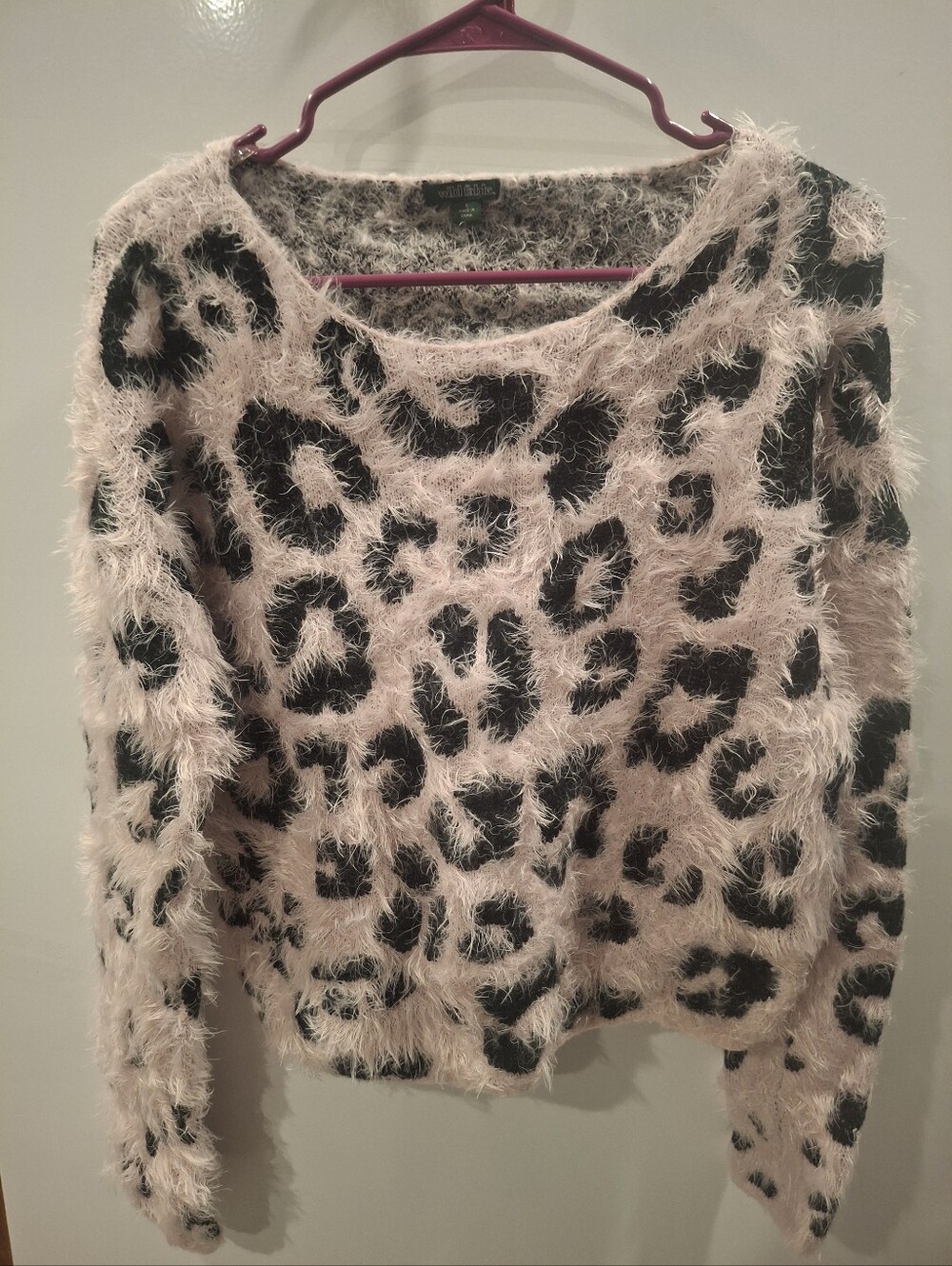 wild fable Fuzzy Leopard Crewneck Sweater in Light Pink and Black